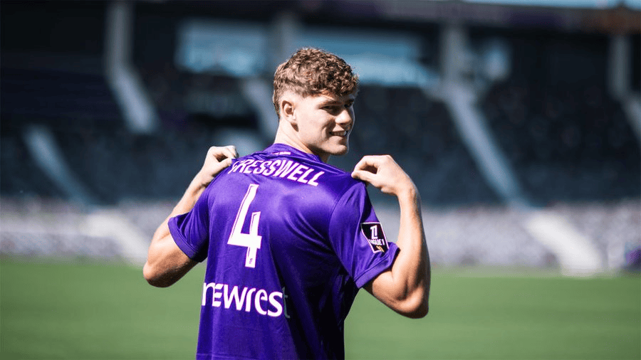 于转会到安 于转会到安