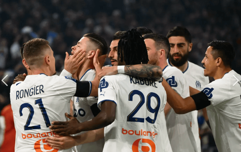 马赛左后卫, 传中, 预计上半场 马赛左后卫, 传中, 预计上半场